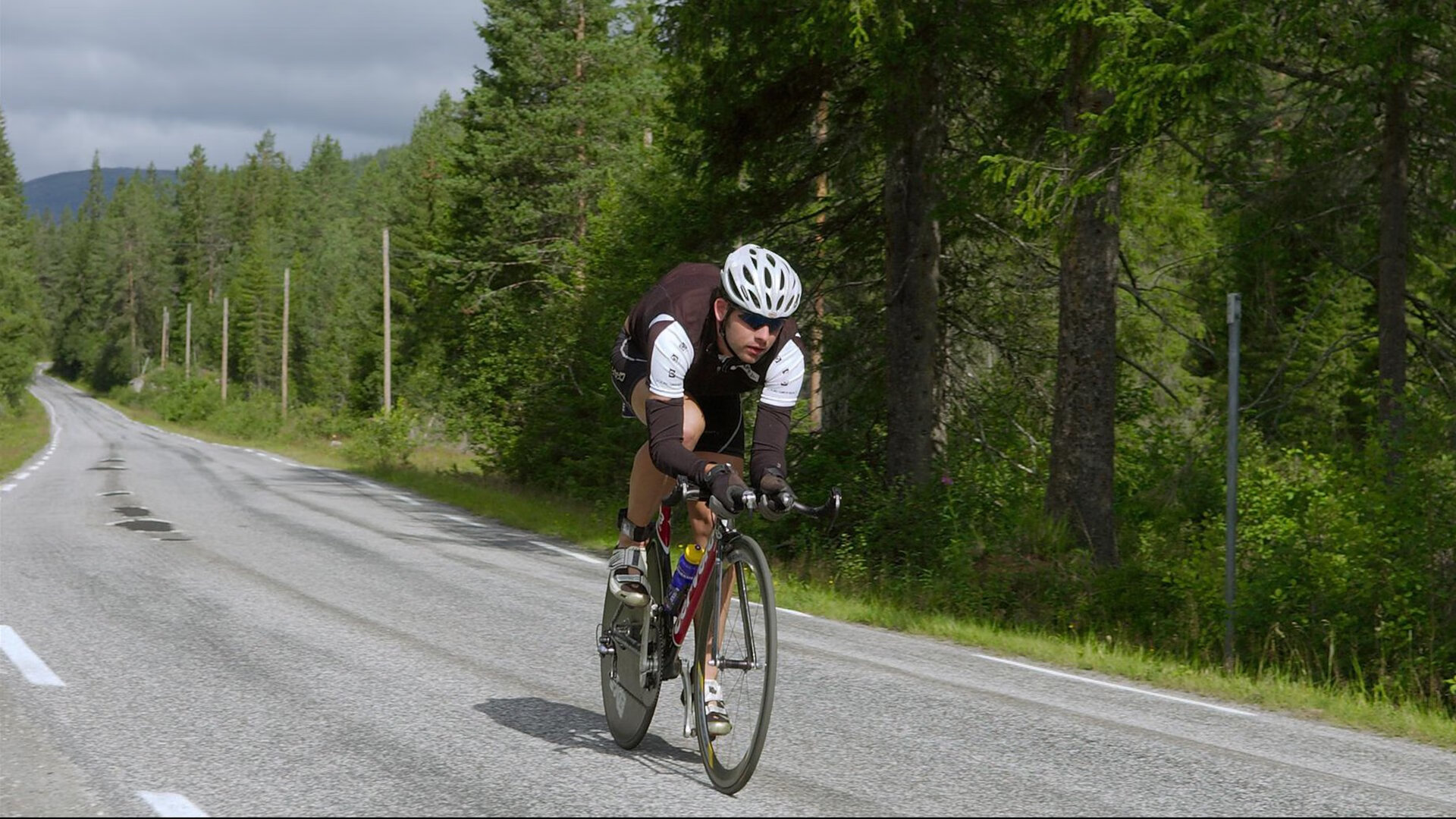 2026世界杯焦点战，波斯铁骑强压拜仁，亚洲足球的破晓时刻